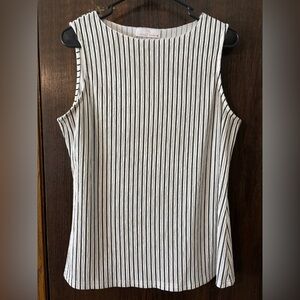 Everleigh Brooks Black and White Striped Textured Tank Top